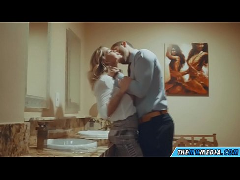❤️ Keď vás prsnatá blondínka zvádza na verejných toaletách ❤️ Anal video na sk.psi-mass.ru